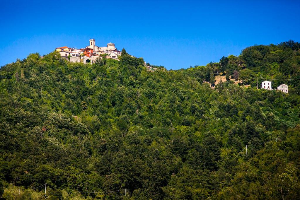 Agriturismo Casteldelpiano Licciana Nardi Номер фото